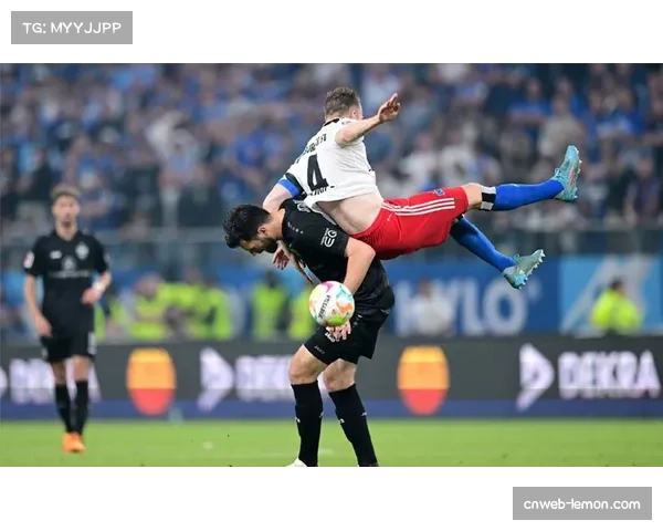 通讯：莱比锡红牛更衣室冲突后，体育总监紧急出面调停